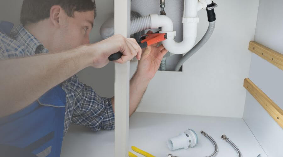 Expert burst pipe repair services in Jamestown, KY
